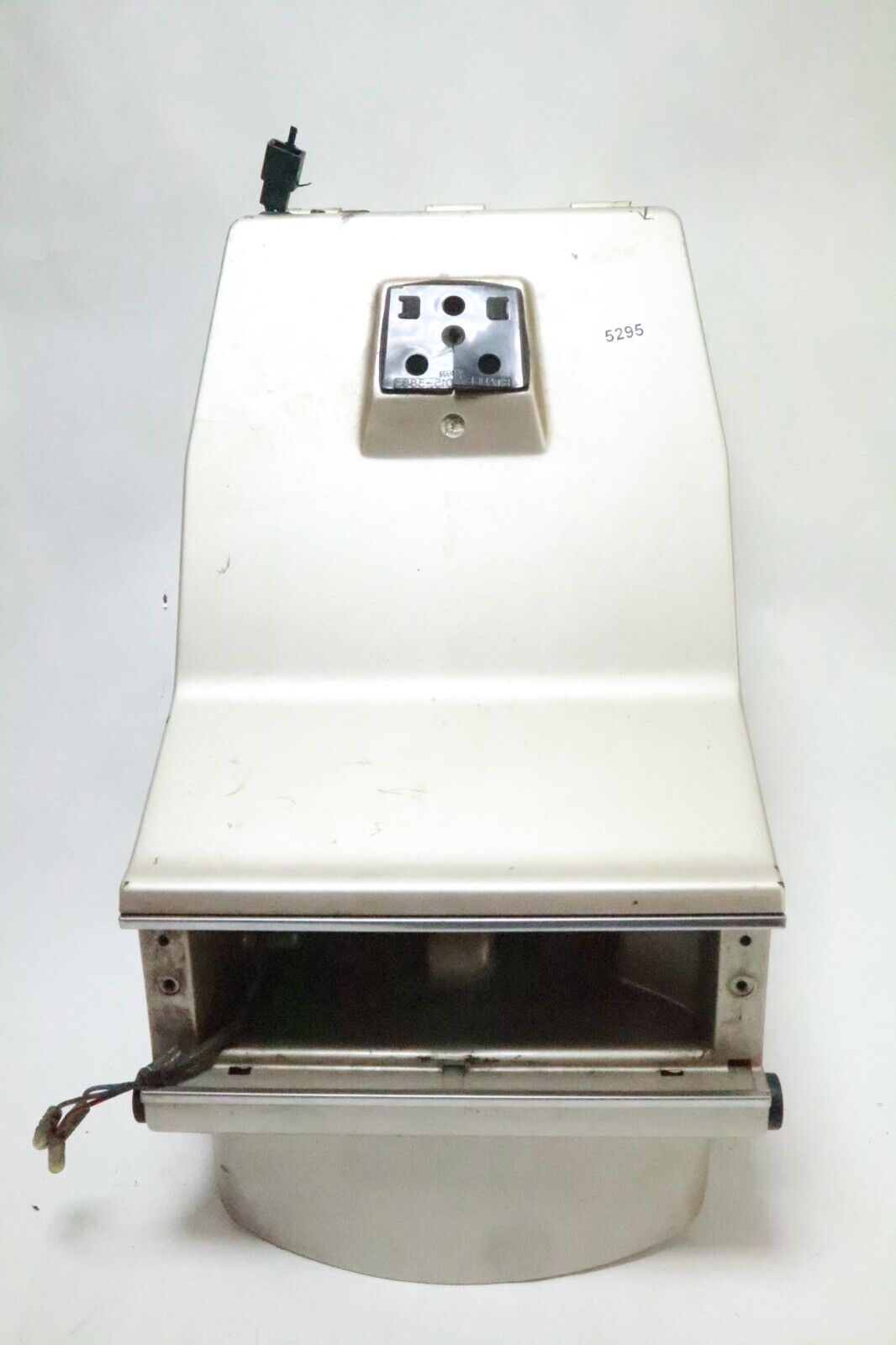 87-89 Kawasaki ZG1200 Voyager XII ZG rear fender beige USED