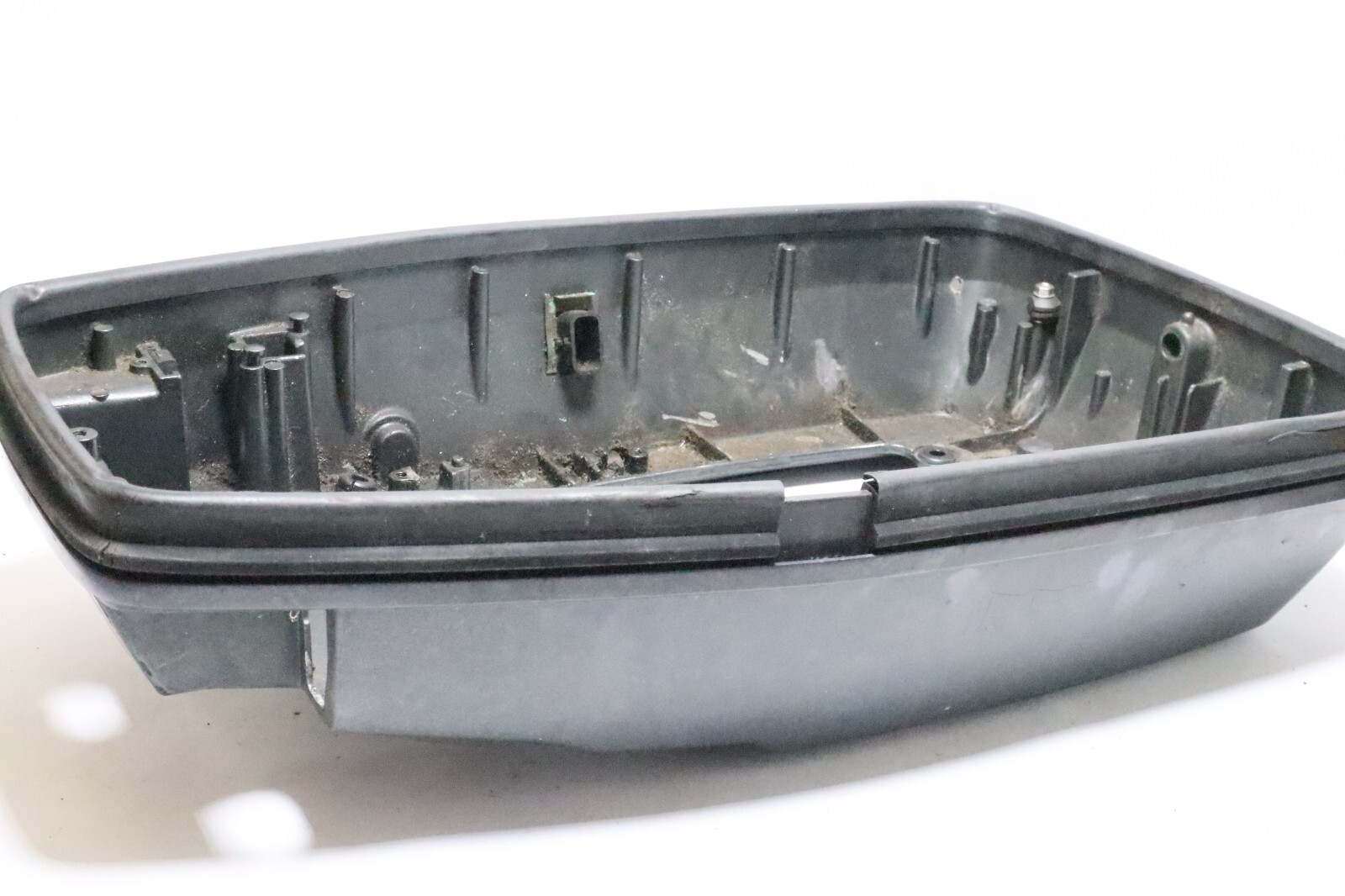 100-820186F2 Force Outboard Bottom Cowl Assembly for 40 & 50 Hp 100-820186T2 - Image 5