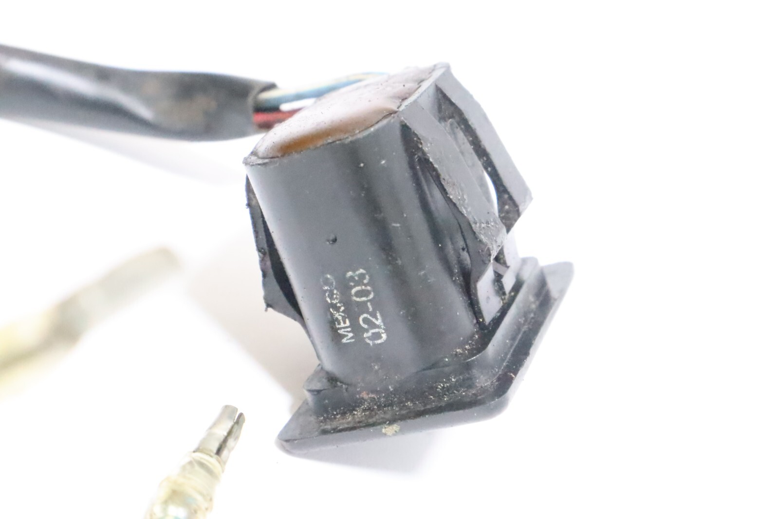 Mercury Mariner 87-856990 Outboard Bottom Cowl Up Down Trim Tilt Switch Plug OE - Image 5