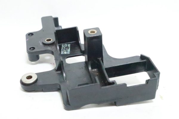 3T5725850 Nissan Tohatsu TLDI  2001-2018 Solenoid Switch Bracket 40 50 70 90 HP  USED - Image 4
