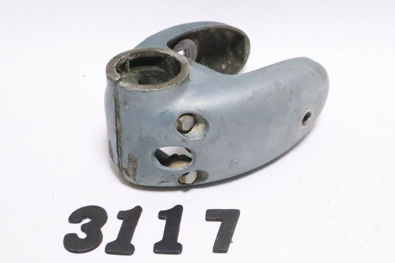 Johnson Evinrude 18HP Outboard Lower Unit Housing Set 303897 OMC 303896 - Image 2