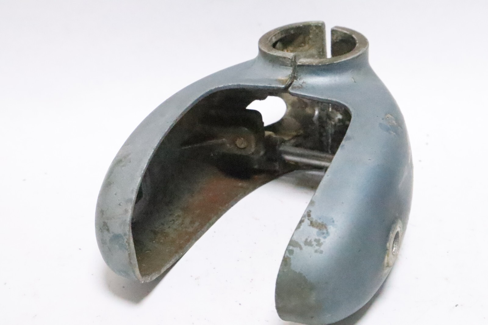 Johnson Evinrude 18HP Outboard Lower Unit Housing Set 303897 OMC 303896 - Image 8