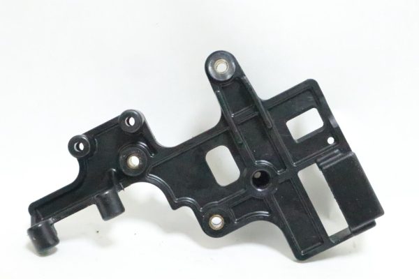 3T5725850 Nissan Tohatsu TLDI  2001-2018 Solenoid Switch Bracket 40 50 70 90 HP  USED - Image 7
