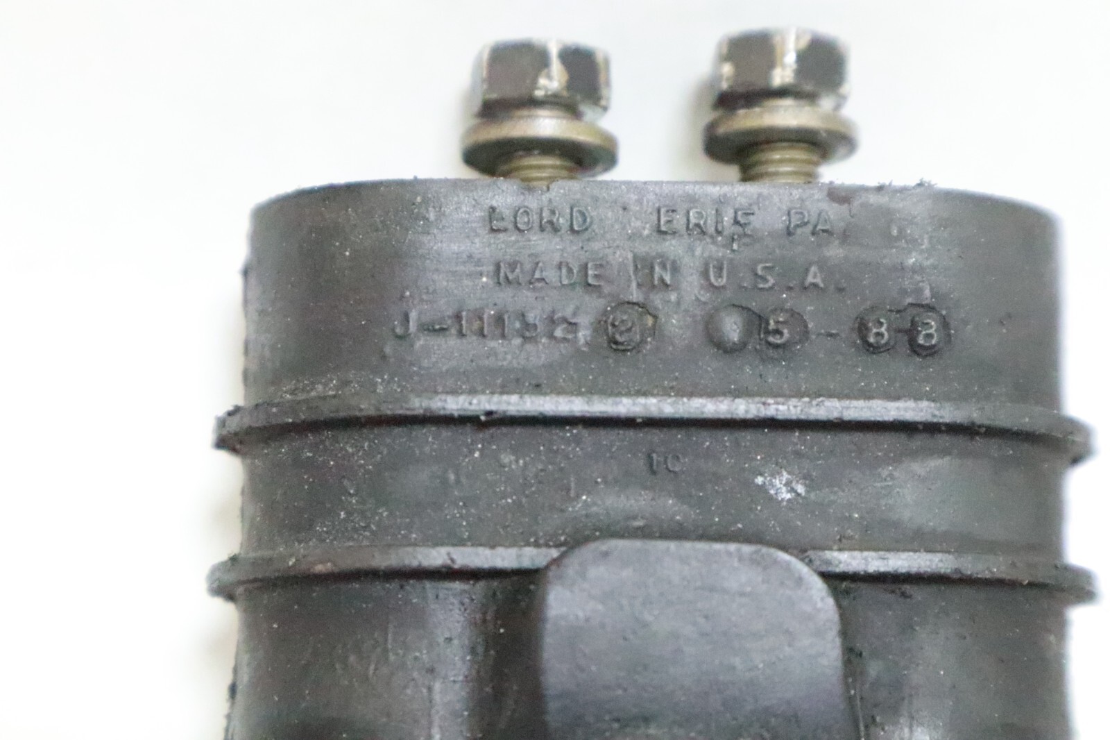 F203965 1 Upper Shock Mount Force 50 hp 75hp - Image 7