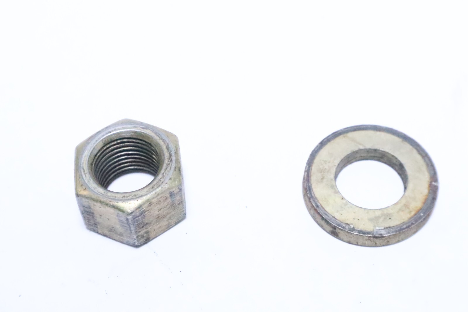 Mercury 30HP-300HP OUTBOARD NUT 42979 WASHER 68229 OEM
