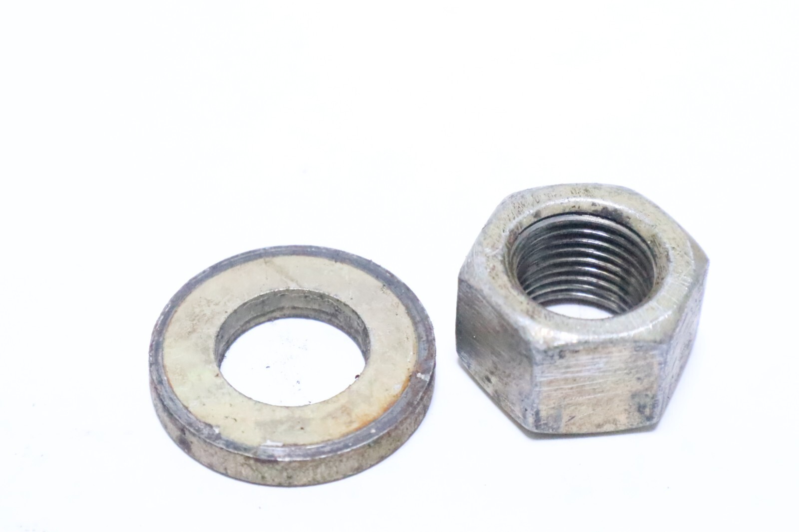 Mercury 30HP-300HP OUTBOARD NUT 42979 WASHER 68229 OEM - Image 4