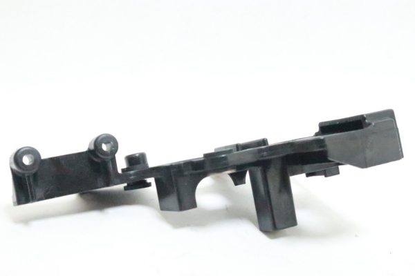 3T5725850 Nissan Tohatsu TLDI  2001-2018 Solenoid Switch Bracket 40 50 70 90 HP  USED - Image 12