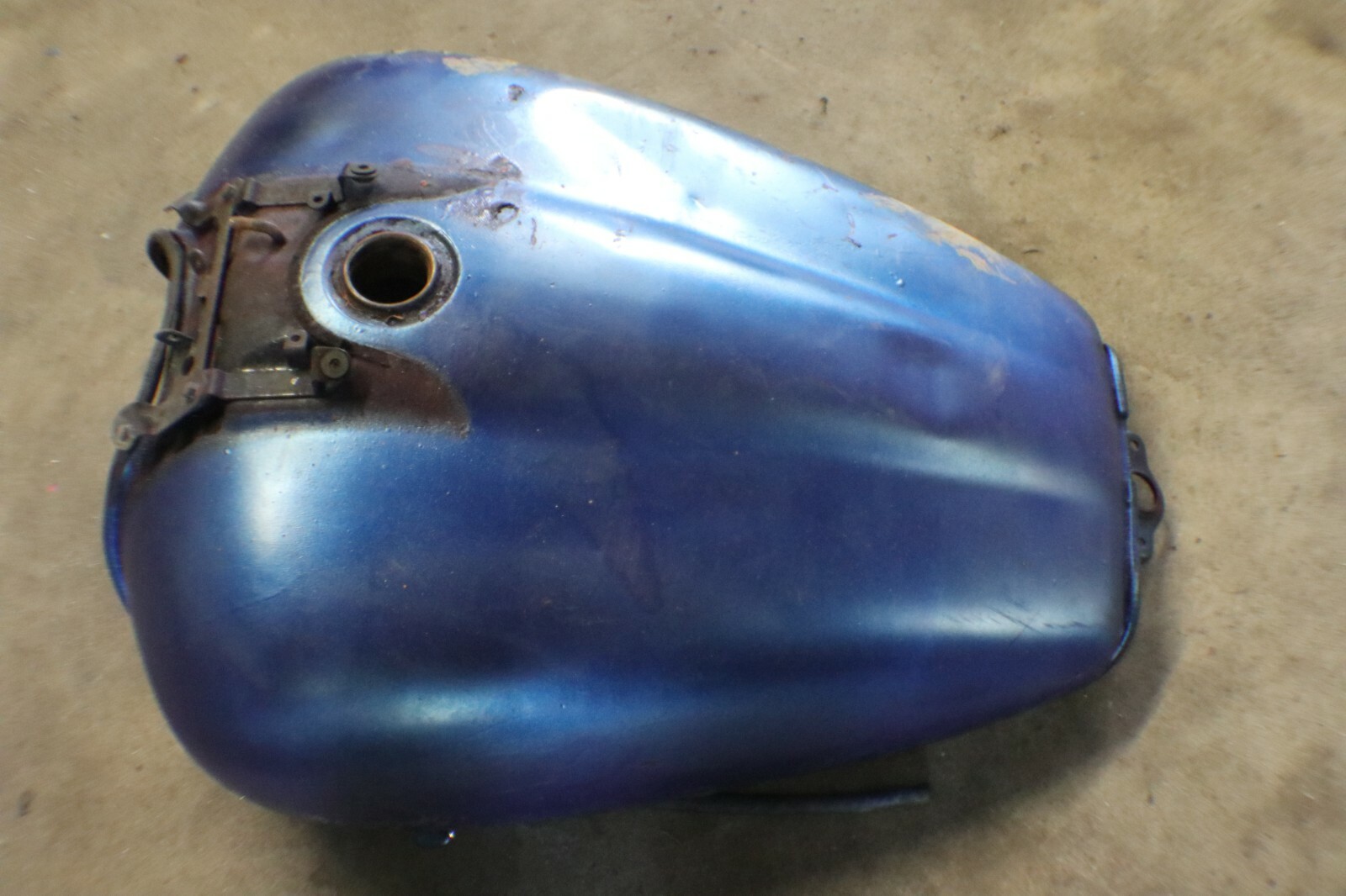 1999-2013 Yamaha Royal Star Venture XVZ1300 1300 FUEL GAS PETRO TANK