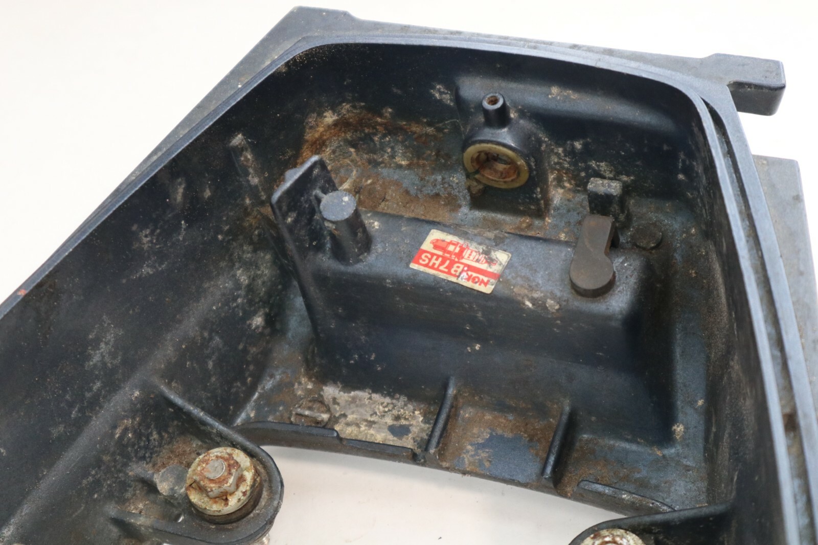 1989 1990 1991 25 30 hp Yamaha Outboard lower Cowl bottom Engine Cover - Image 12