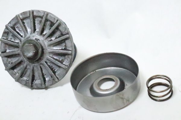 Kawasaki OEM Cover KZ1100 KZ1000 KZ750 KZ650 ZX600 ZX750 ZG1200 16101-004  USED - Image 7