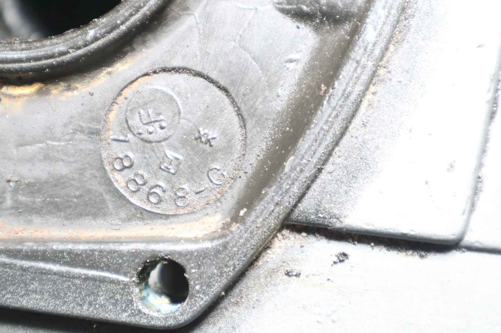 Mercury Mariner 30 40 50 60 HP 20" Midsection PN 8189A13 1987-1997 - Image 9