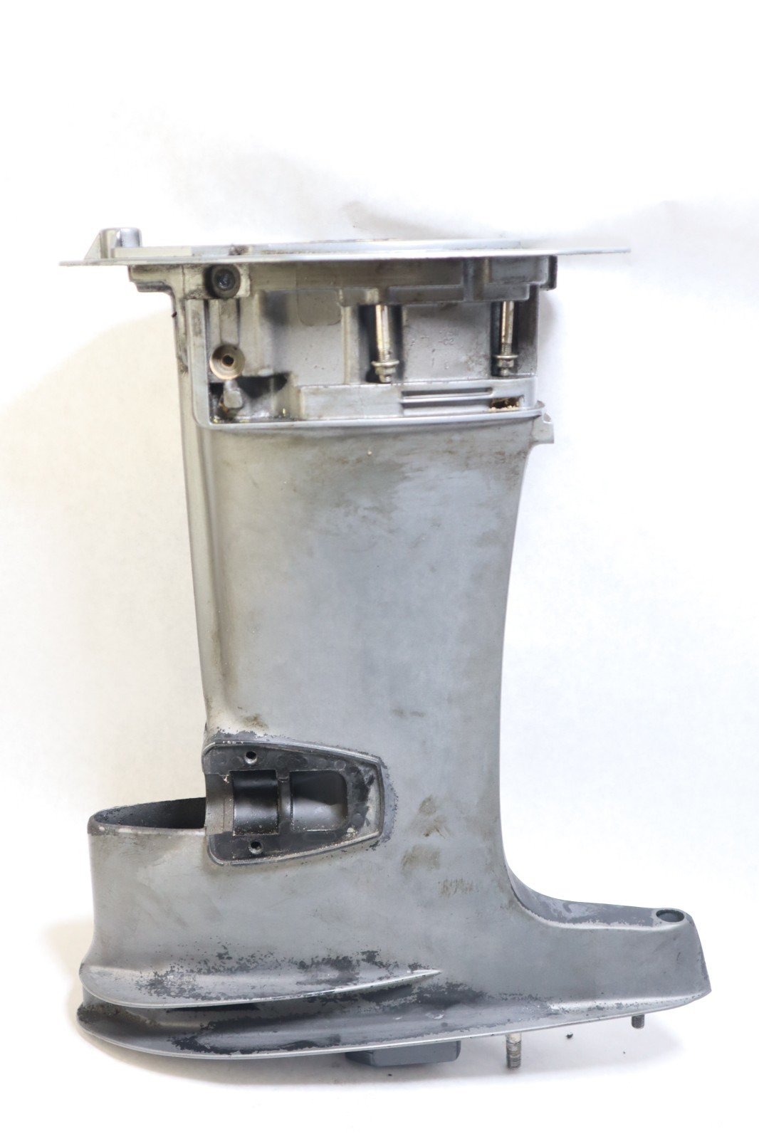 Mercury Mariner 30 40 50 60 HP 20" Midsection PN 8189A13 1987-1997 - Image 10