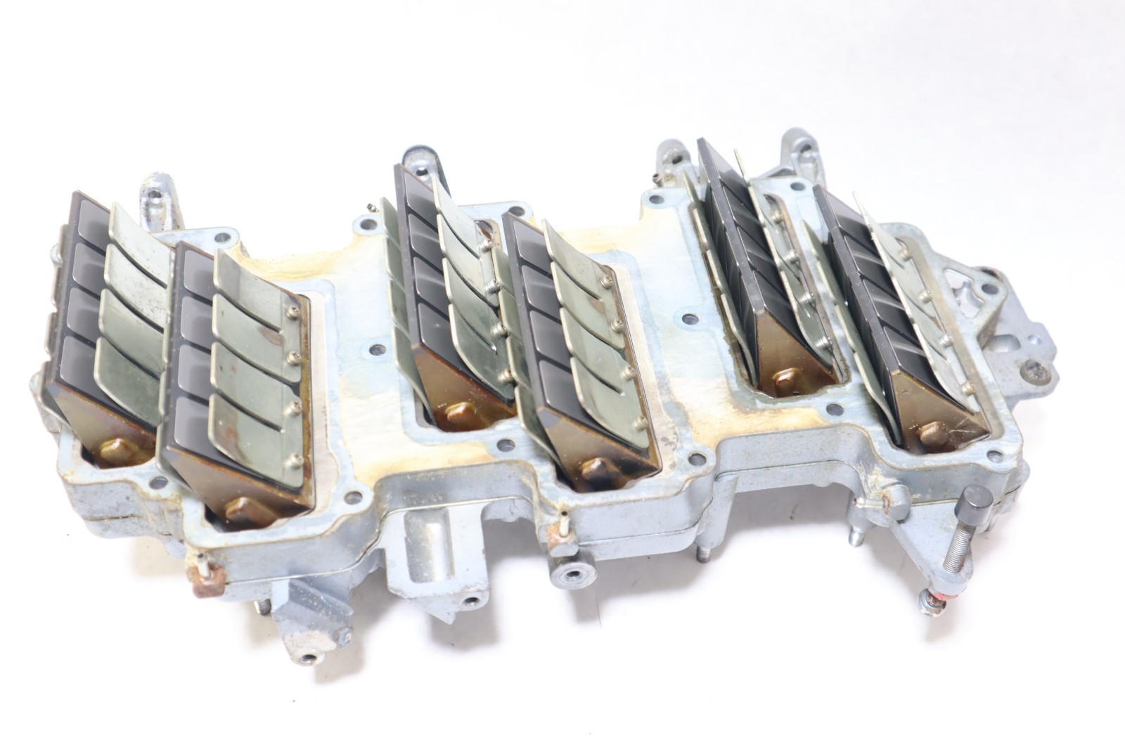 OEM Yamaha 200 HP 2.6L Intake Manifold & Reeds PN 61H-13641-00-94 Fits 1989-1995 - Image 17