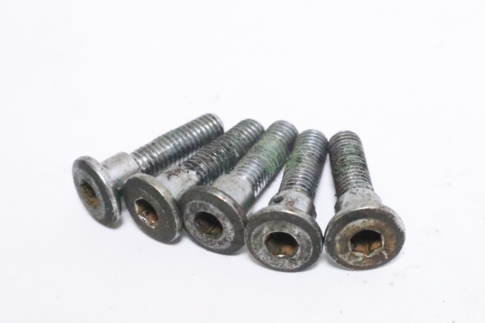 83-85 HONDA V65 MAGNA VF 1100 C REAR BACK BRAKE ROTOR BOLTS DISC HARDWARE - Image 3