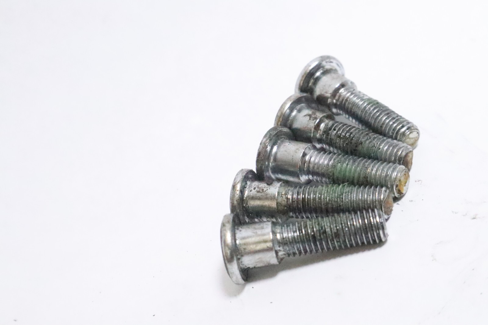 83-85 HONDA V65 MAGNA VF 1100 C REAR BACK BRAKE ROTOR BOLTS DISC HARDWARE - Image 6