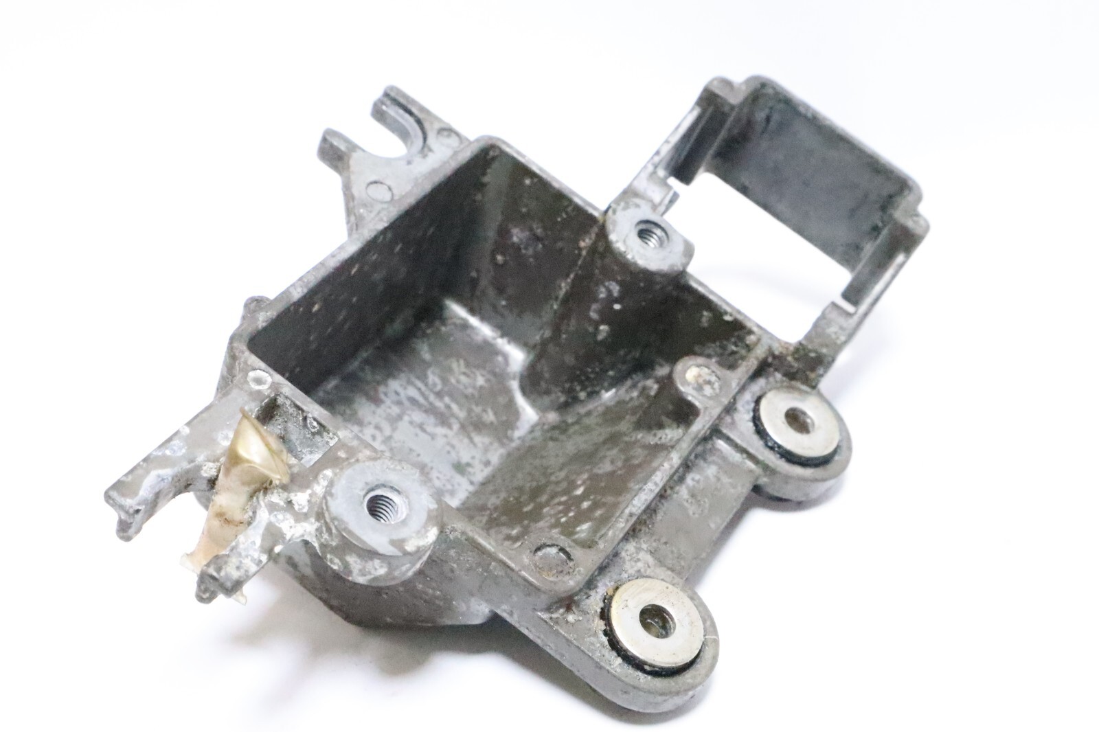 Nissan 15hp 4 stroke outboard electronics bracket (3H8069010) - Image 4