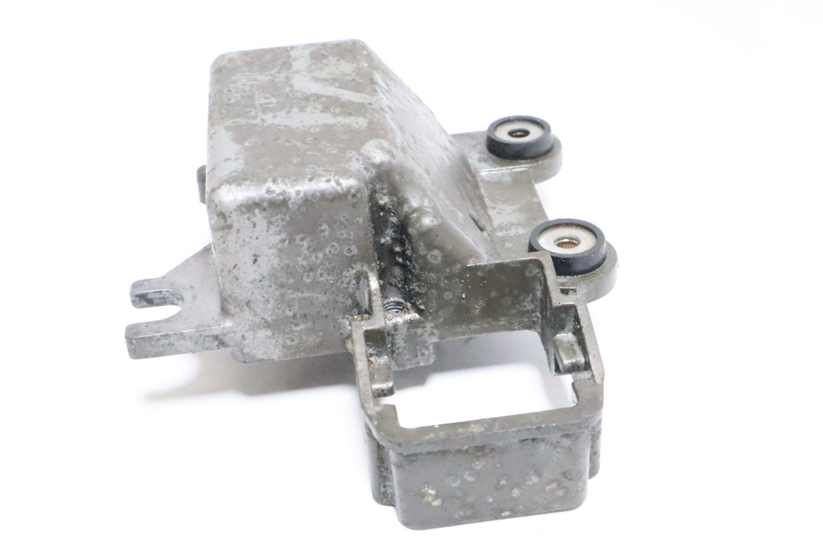 Nissan 15hp 4 stroke outboard electronics bracket (3H8069010) - Image 7