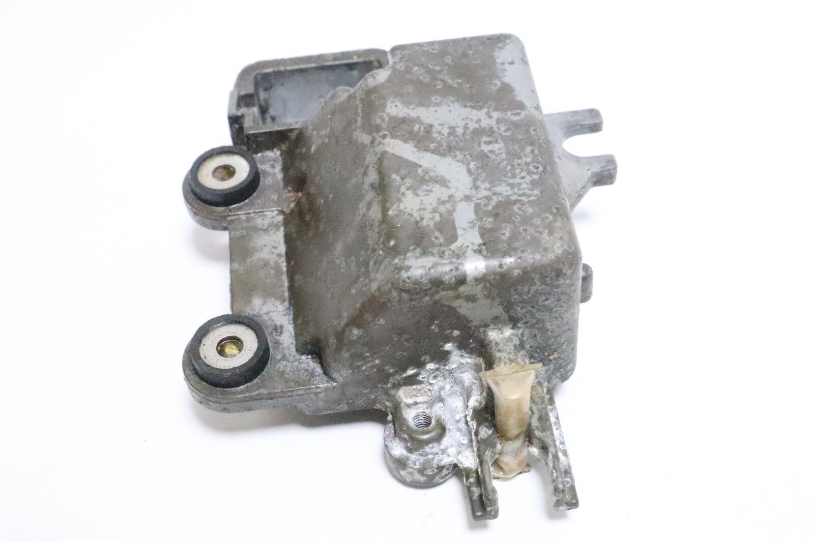Nissan 15hp 4 stroke outboard electronics bracket (3H8069010) - Image 9