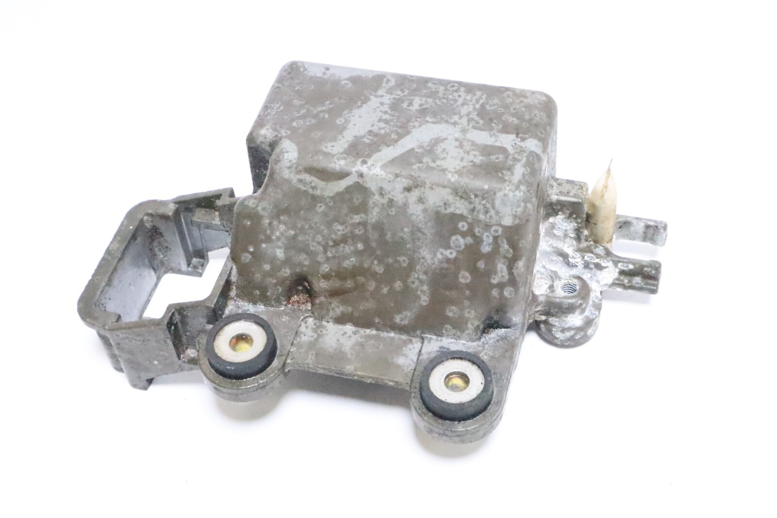 Nissan 15hp 4 stroke outboard electronics bracket (3H8069010) - Image 10