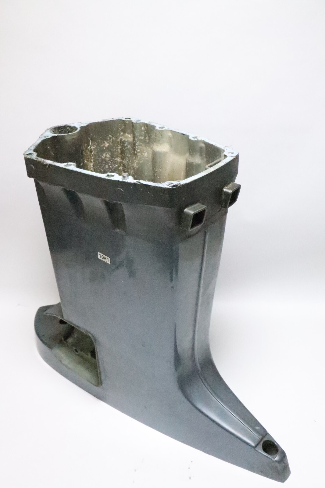 6E5-45111-01-8D Yamaha Outboard 115-225 Exhaust Driveshaft Upper Casing Housing - Image 6