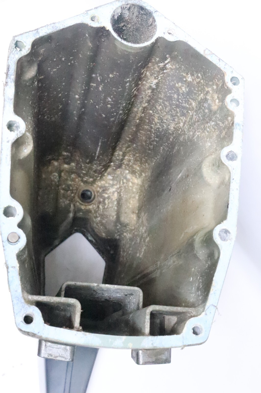 6E5-45111-01-8D Yamaha Outboard 115-225 Exhaust Driveshaft Upper Casing Housing - Image 8
