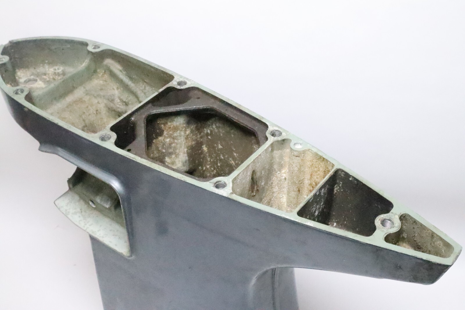 6E5-45111-01-8D Yamaha Outboard 115-225 Exhaust Driveshaft Upper Casing Housing - Image 12