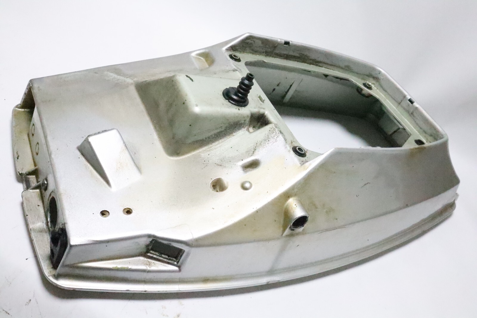 Suzuki dt40 61111-98662-02M Lower Engine/Motor Cover - Used - Image 11