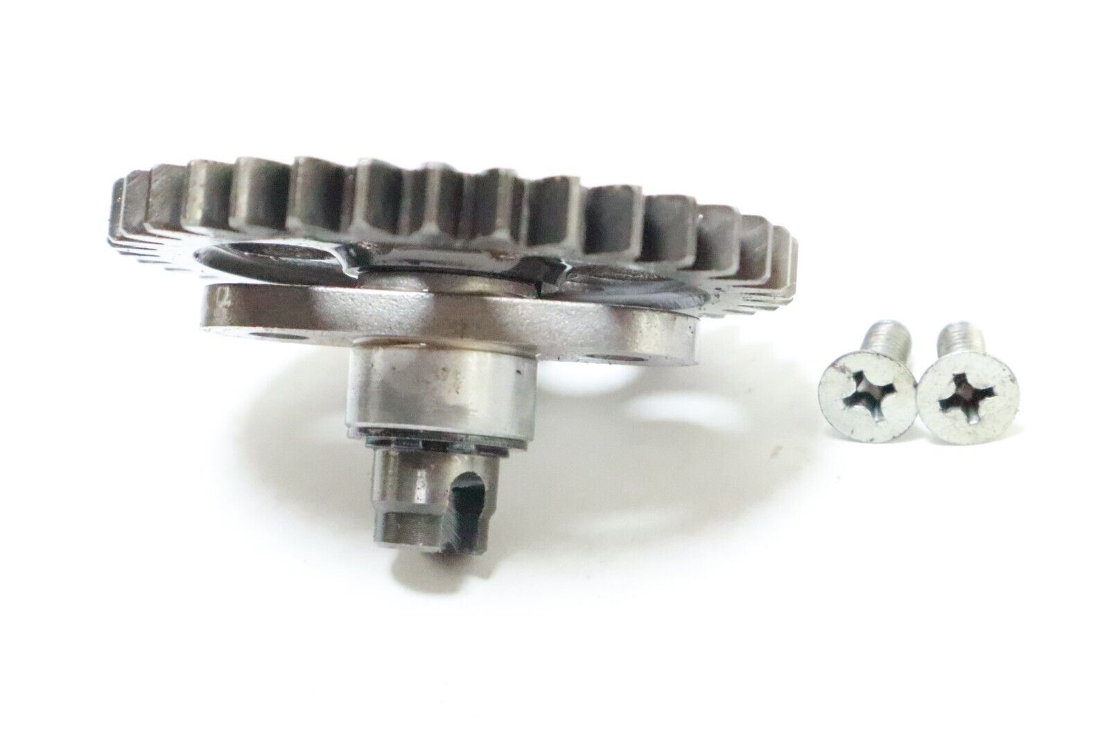 KAWASAKI ZG1200 VOYAGER XII ZR1100 ZEPHYR ENGINE MOTOR OIL PUMP DRIVE GEAR USED - Image 3