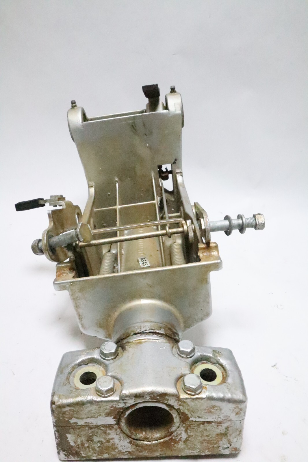 43111-94401-02M Suzuki 1984 Swivel & Steering Bracket Assembly DT 40 HP - Image 12