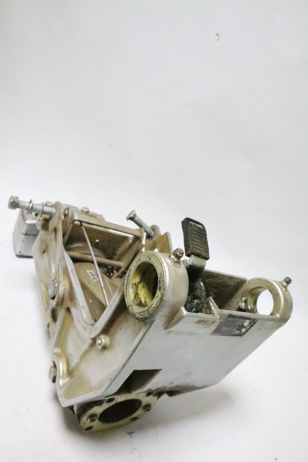 43111-94401-02M Suzuki 1984 Swivel & Steering Bracket Assembly DT 40 HP - Image 14