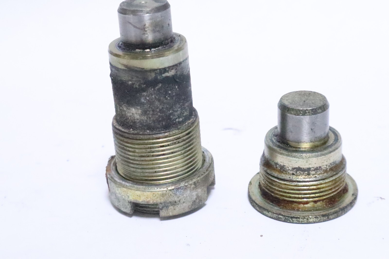 83-85 Honda VF 1100 Magna Swingarm Pin 90121-MB0-000 90122-MB0-000 - Image 3