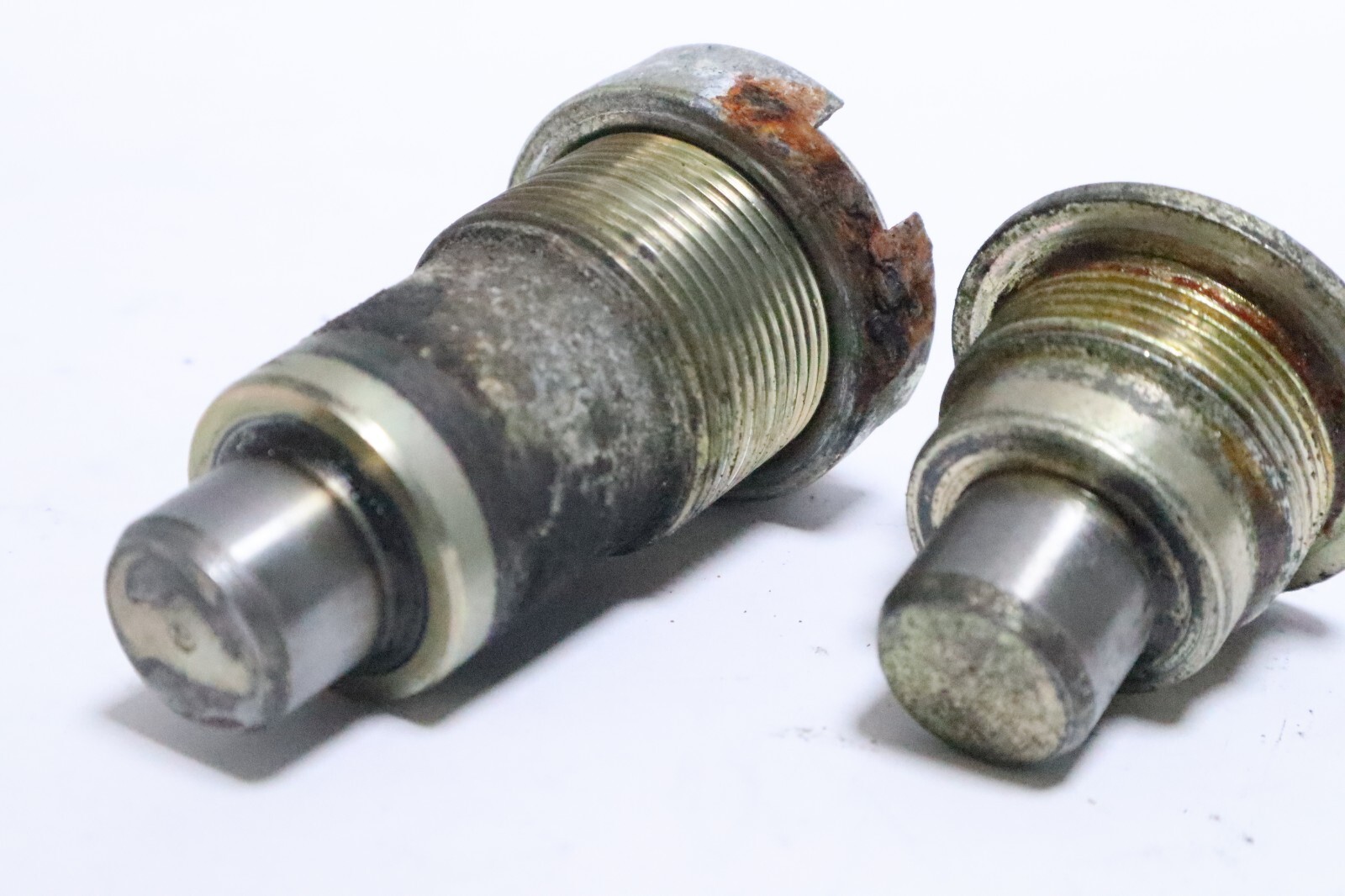 83-85 Honda VF 1100 Magna Swingarm Pin 90121-MB0-000 90122-MB0-000 - Image 8