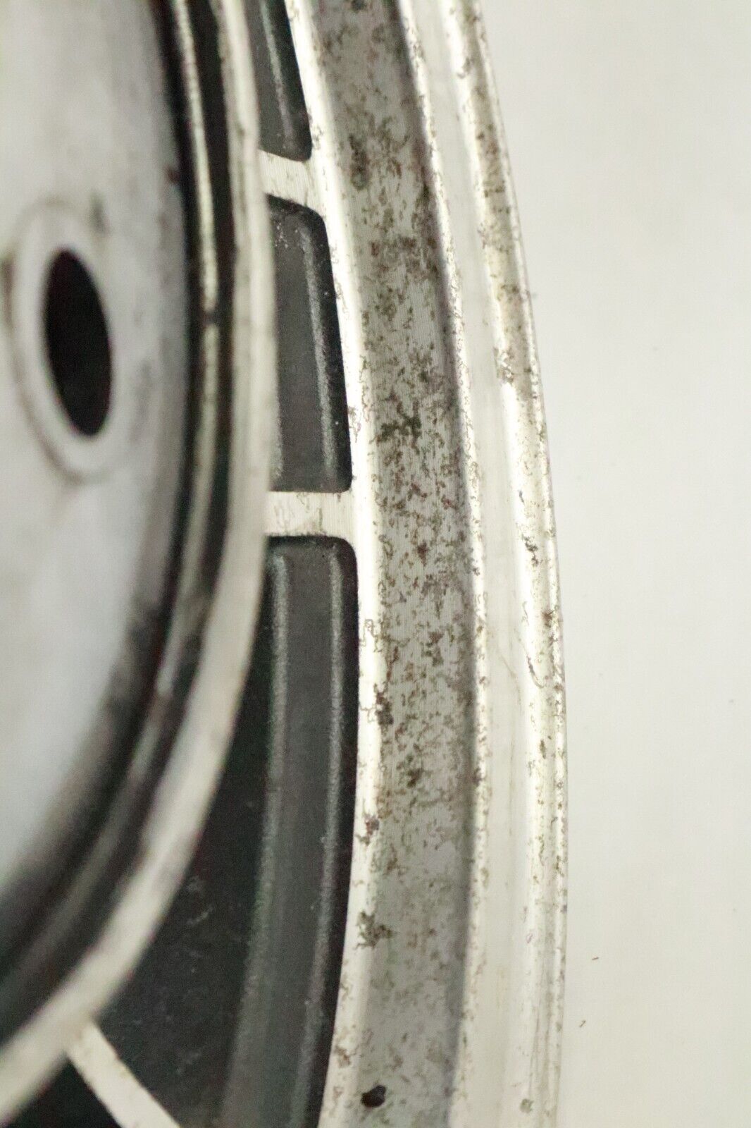 87-93 Kawasaki Voyager Xii Zg1200b Rear Back Wheel Rim 41073-1379-v8 USED - Image 11