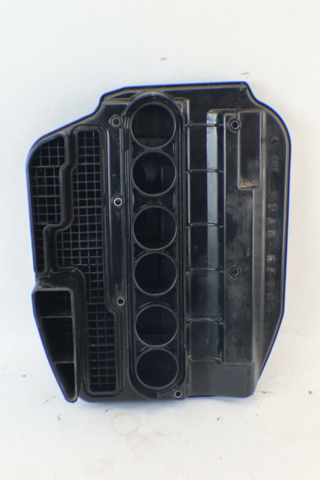 2005 Yamaha Outboard 225 HPDI Air Intake Silencer 200 225 300 60V-14440-00-00 - Image 5