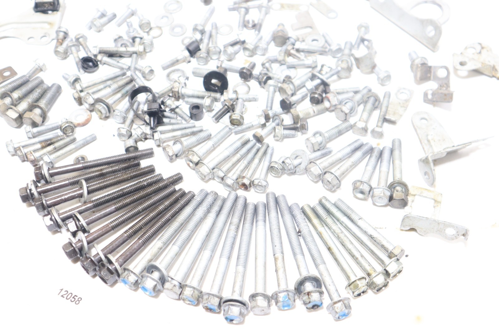 Honda Outboard BF 25 30 MIXED BOLTS BOLT HARDWARE - Image 4