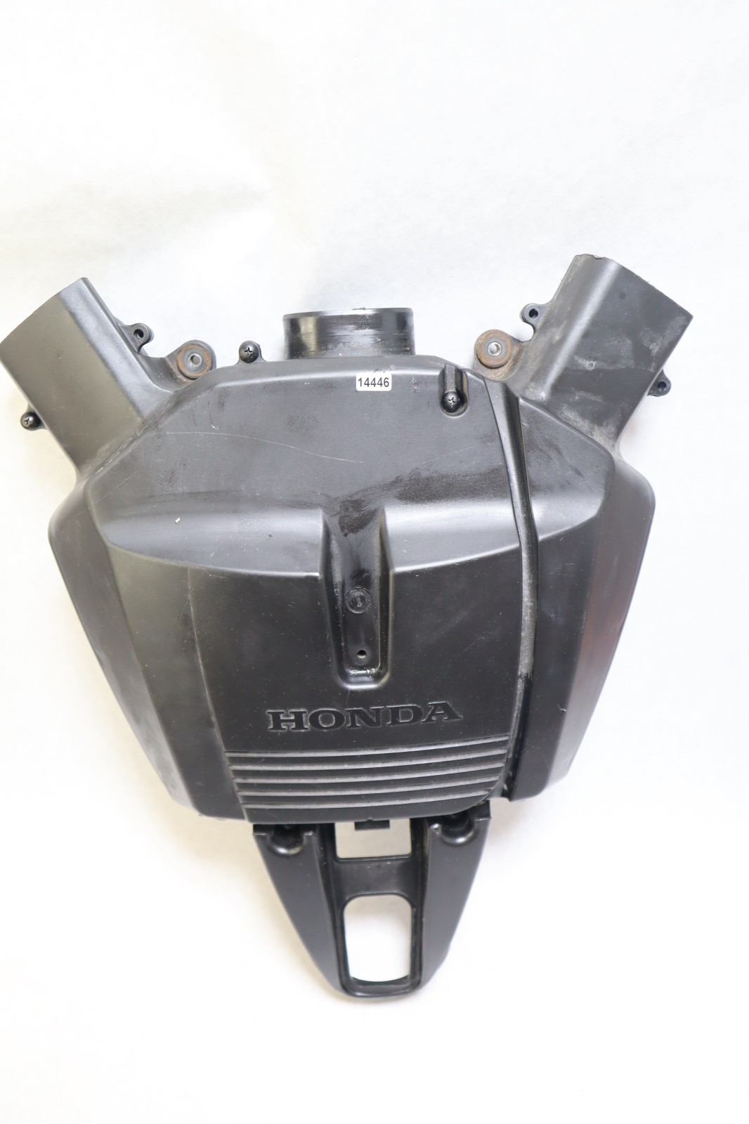 HONDA MARINE OUTBOARD BF 200 225 MUFFLER CASE 17372-ZY3-000 has damage see pics