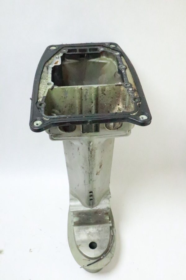 suzuki  HOUSING, DRIVESHAFT dt40 housing only  LONG  USED - Image 5