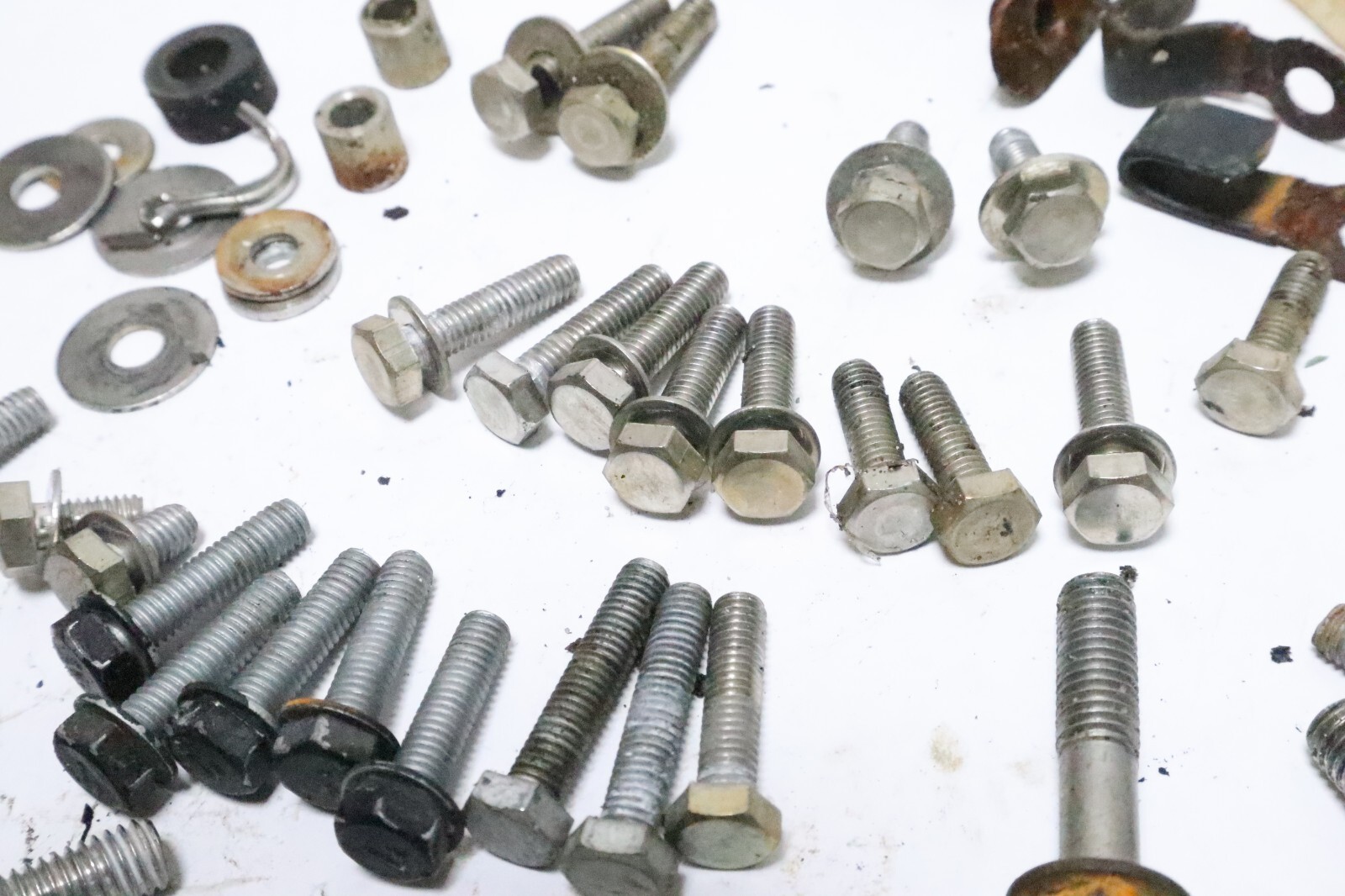 2002-2010 Tohatsu 15 18 hp mixed hardware bolts - Image 4