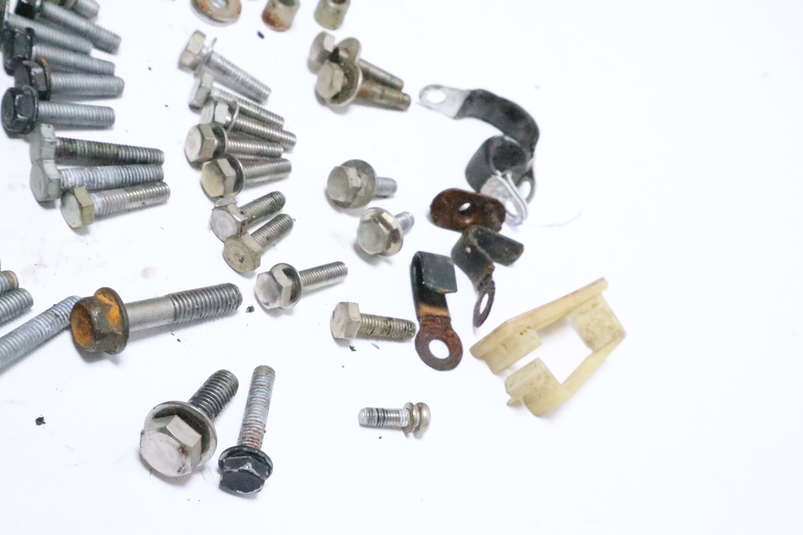 2002-2010 Tohatsu 15 18 hp mixed hardware bolts - Image 5