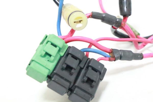 2003-2009  NISSAN TOHATSU 40 50 HP FUSE HOLDER PTT TYPE  USED - Image 3