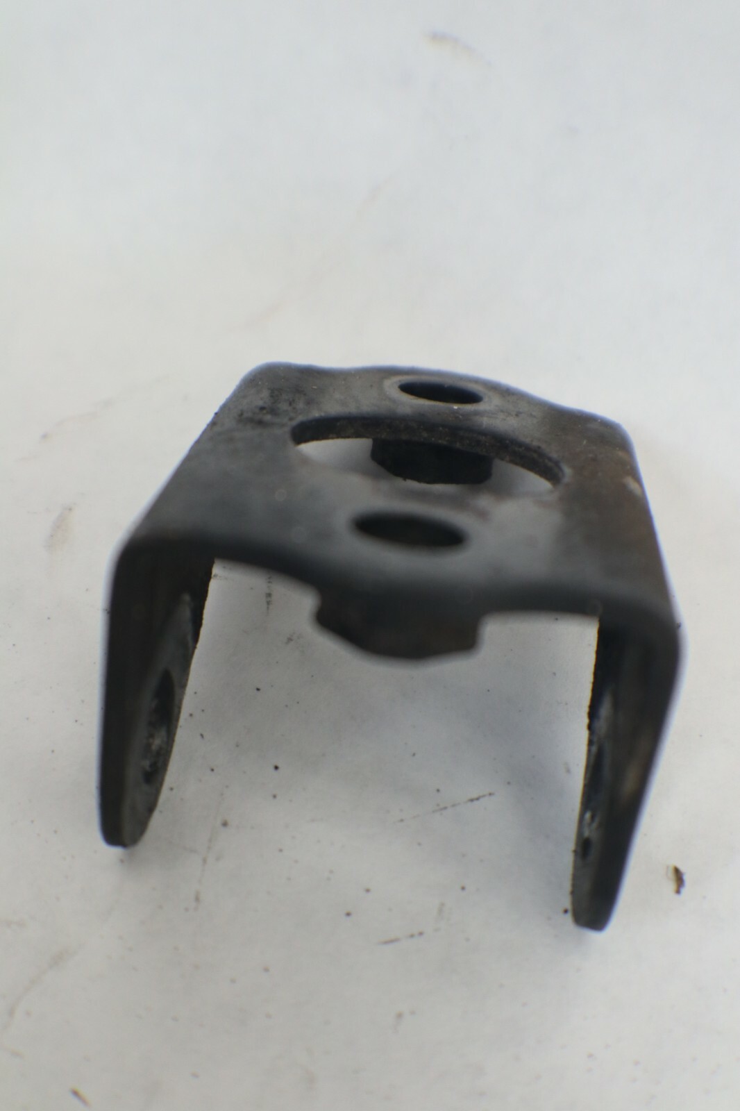 1991-1999 Yamaha Big Bear 350 Top Upper Head Motor Mount Stay Bracket OEM - Image 9