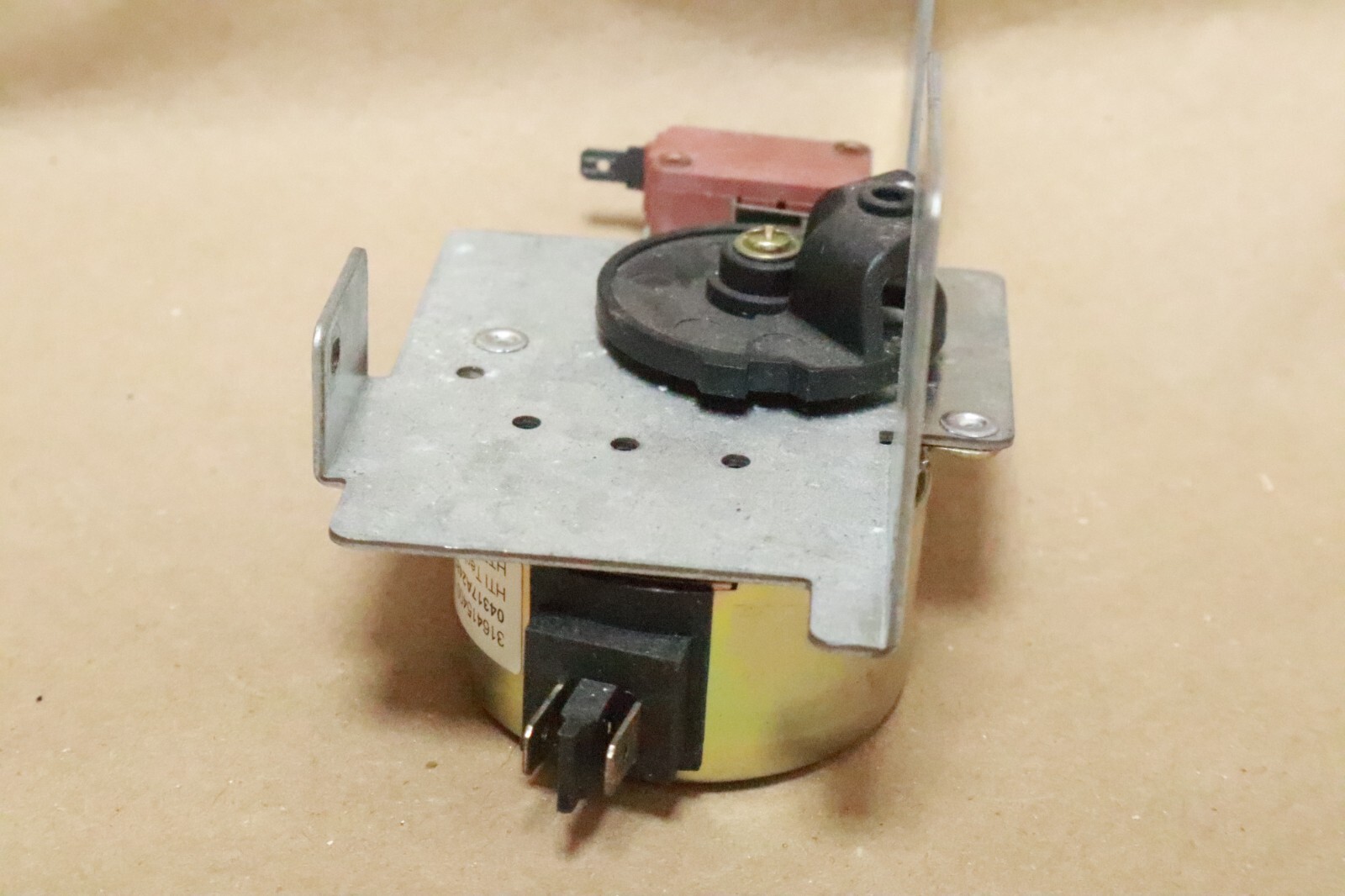 Kenmore Frigidaire Range Door Lock Motor Ass. Part # 316415400 316137500 - Image 9
