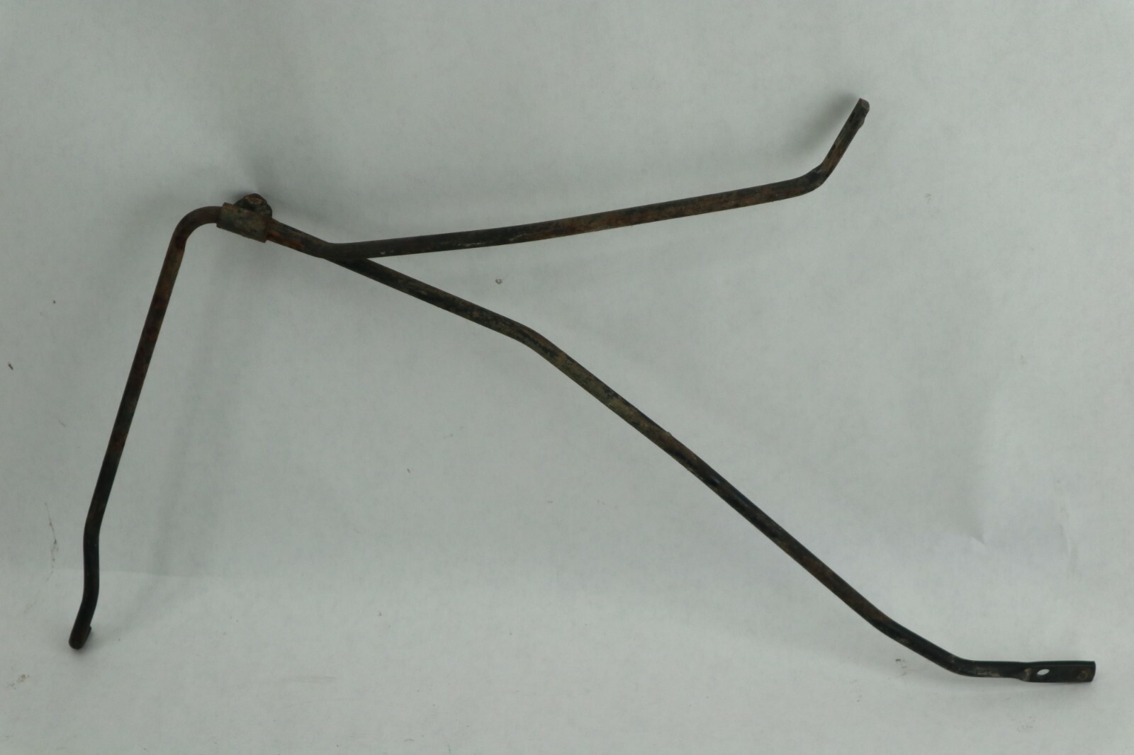06 Honda TRX 350 FE Rancher Left Front Heel Fender Mount 61108-HN7-000 2004-2007 - Image 12