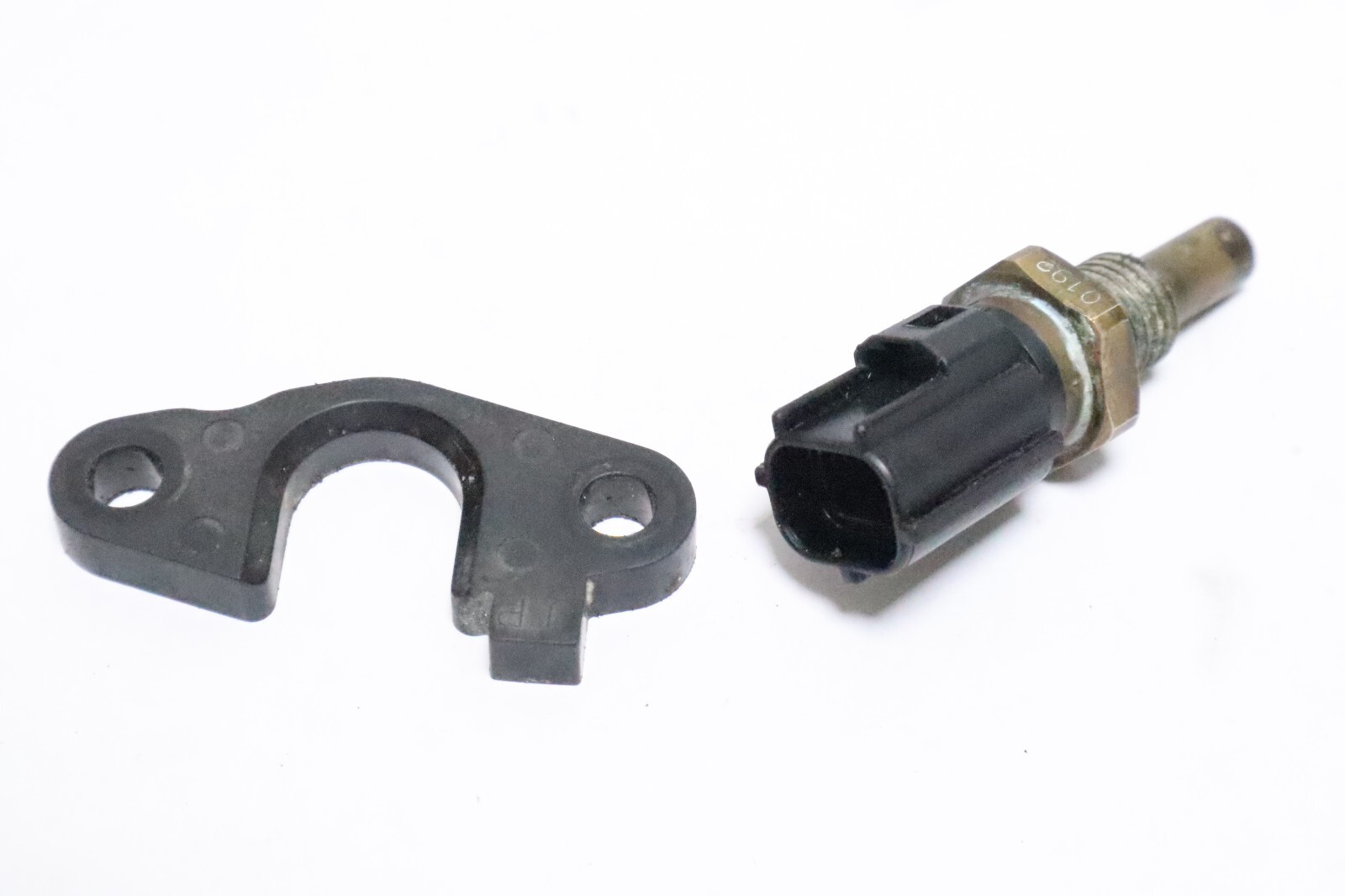 804295T For Mercury Mariner 75HP 80HP 90HP 100HP 115HP Outboard Thermo Sensor