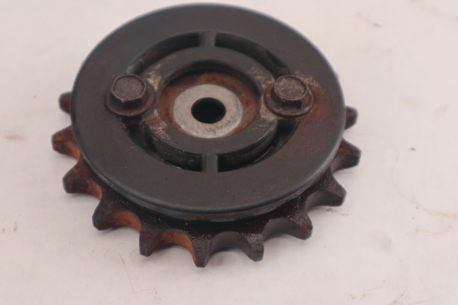 1980-1982 HONDA CB750C CB750 FRONT TRANSMISSION DRIVE SPROCKET - Image 2