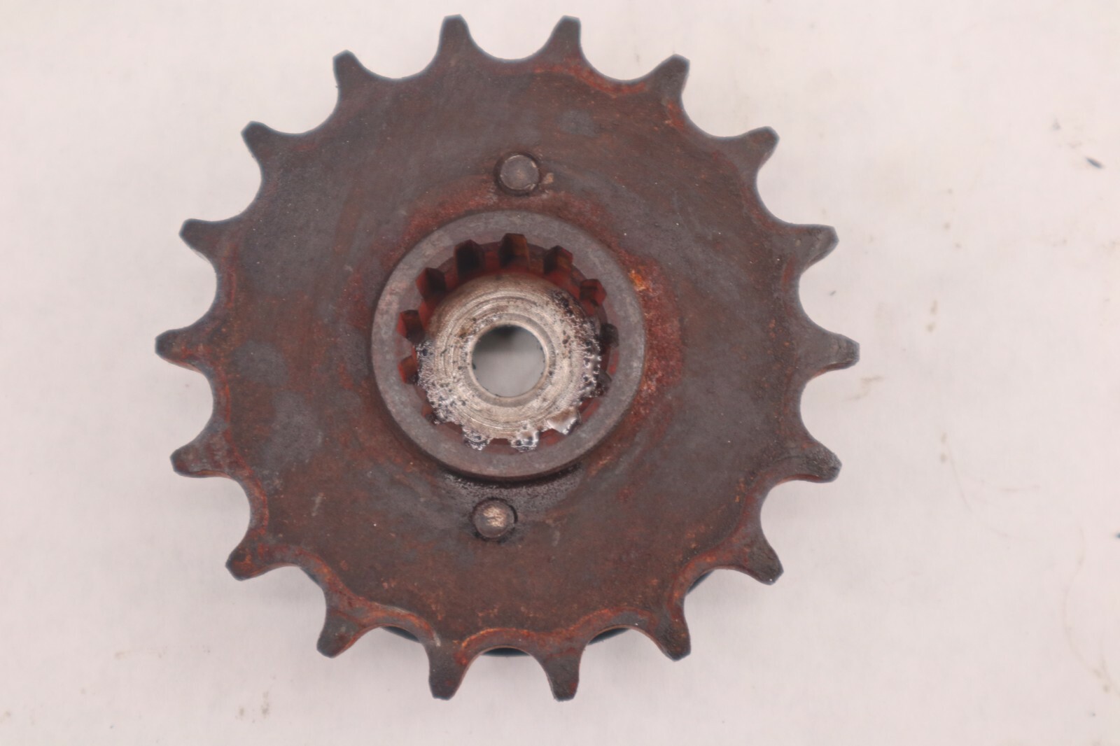 1980-1982 HONDA CB750C CB750 FRONT TRANSMISSION DRIVE SPROCKET - Image 3