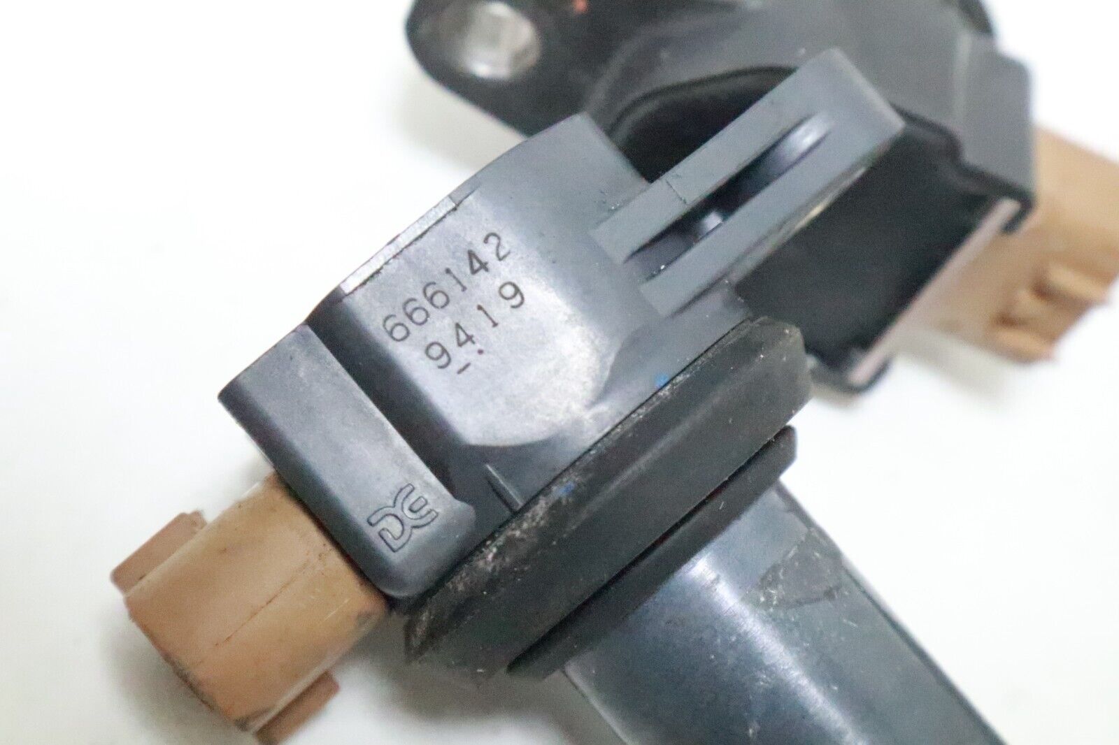 Sea Doo Bombardier 2017-2022 RXT GTX RXP GTI Spark Ignition Coil Set # 420666142 USED - Image 3