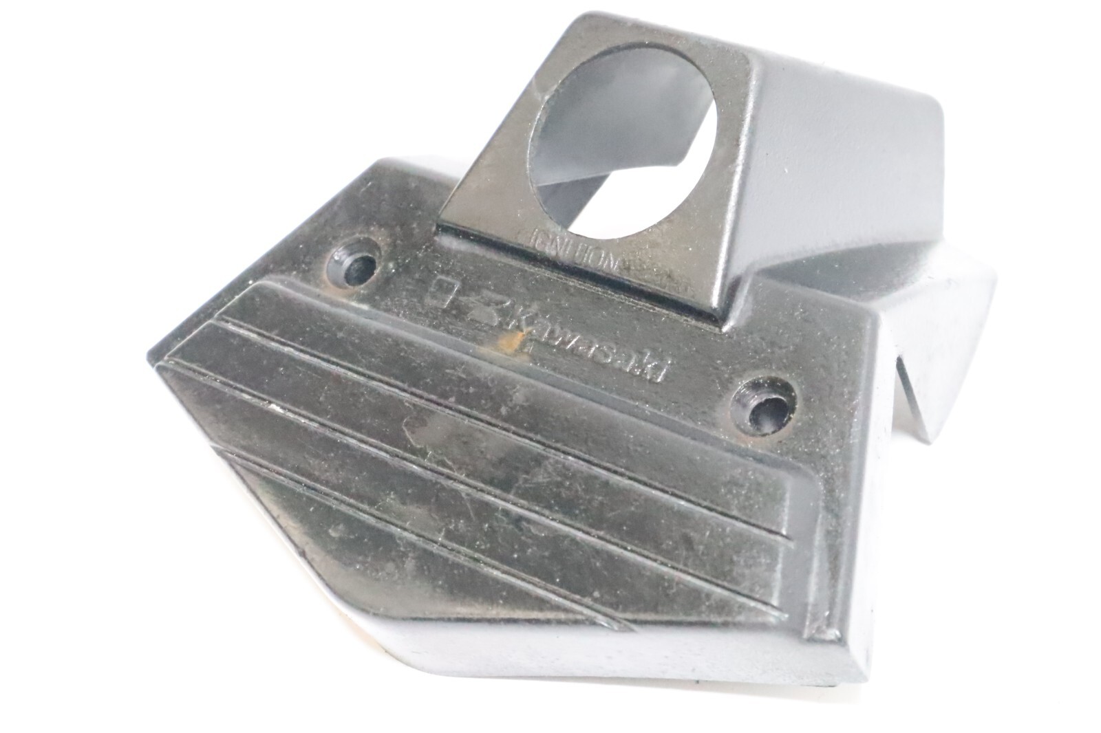 86-06 kawasaki concours 1000 IGNITION TRIM PANEL COVER - Image 2