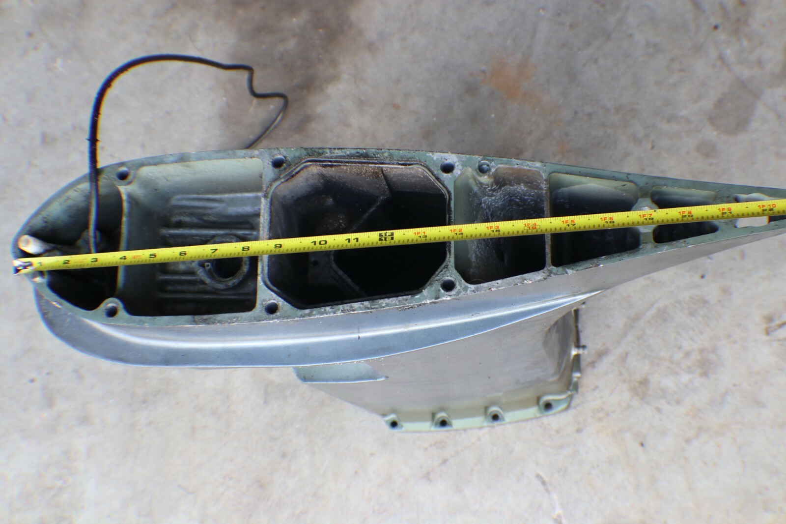 Yamaha 250 HP HPDI upper casing- mid section 60V-45111-20-8D outboard motor - Image 9