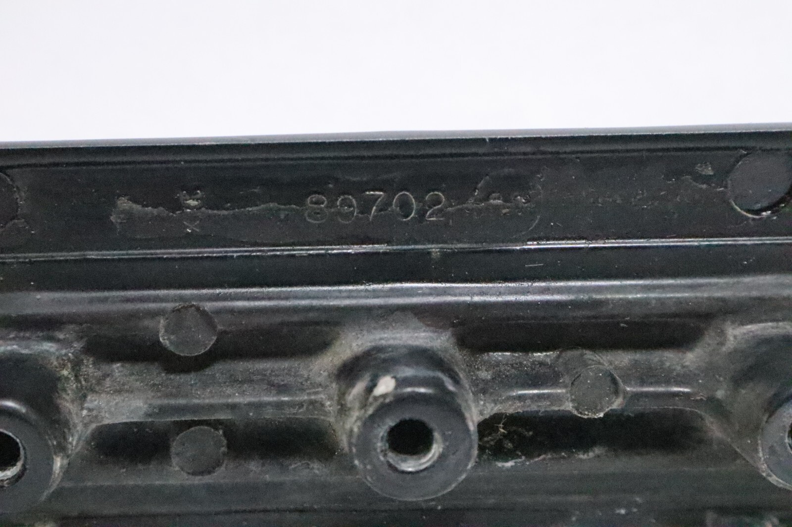 BRACKET 89717T rear cover cowling cowl mariner mercury 60 70 hp - Image 6